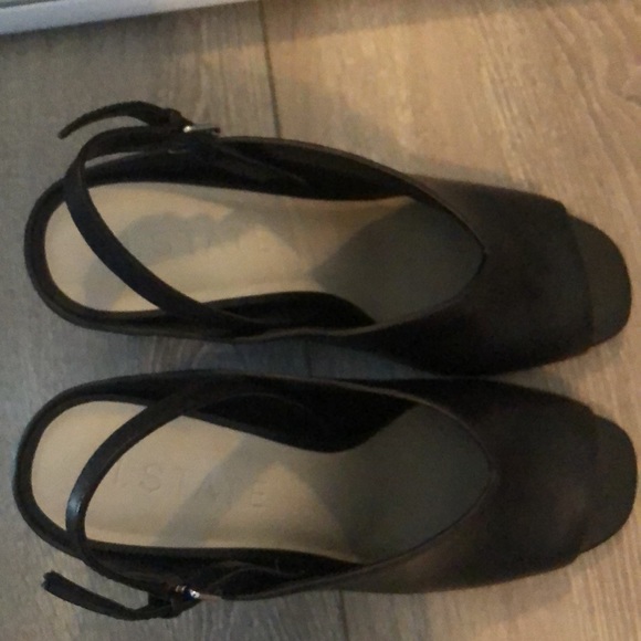 Brand new in box never worn tried on only.  Size 9 womens 1.STATE - Picture 3 of 6